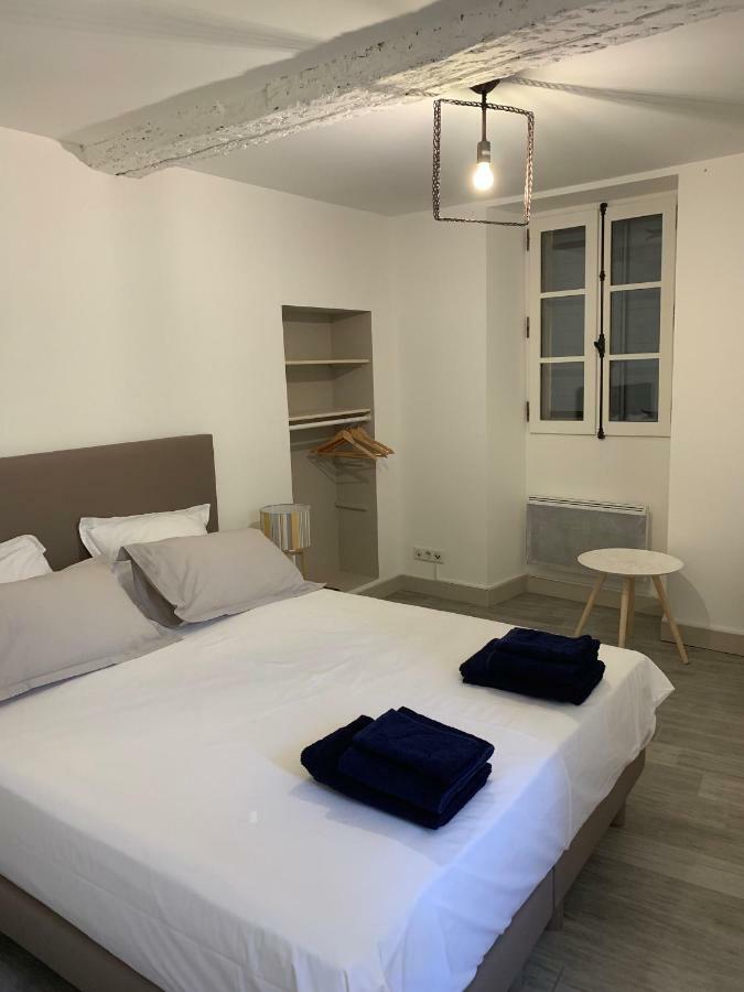 Appartamento Les Lauriers LʼIsle-sur-la-Sorgue Esterno foto